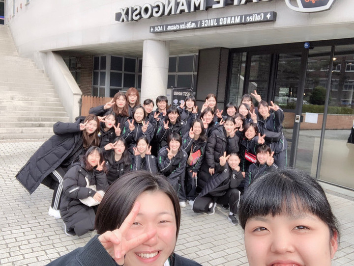 27e02fd085d0482a8022883e5ed72c12