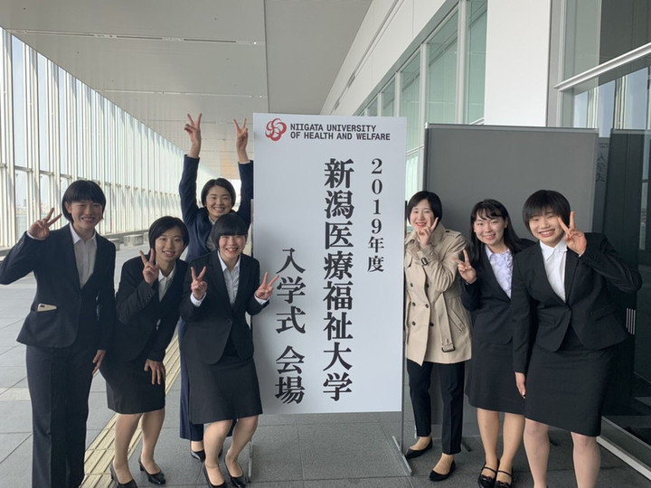 338bbd762d474064b050615509954888